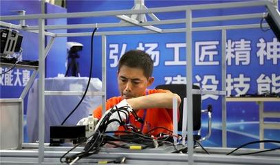 德阳五名技能人才荣获“四川省技术能手”称号，最年轻者23岁凸显实践教学平台成效